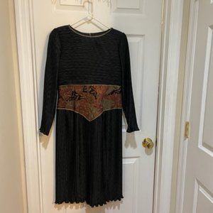 3 Woman's Elegant Evening & Night Gowns